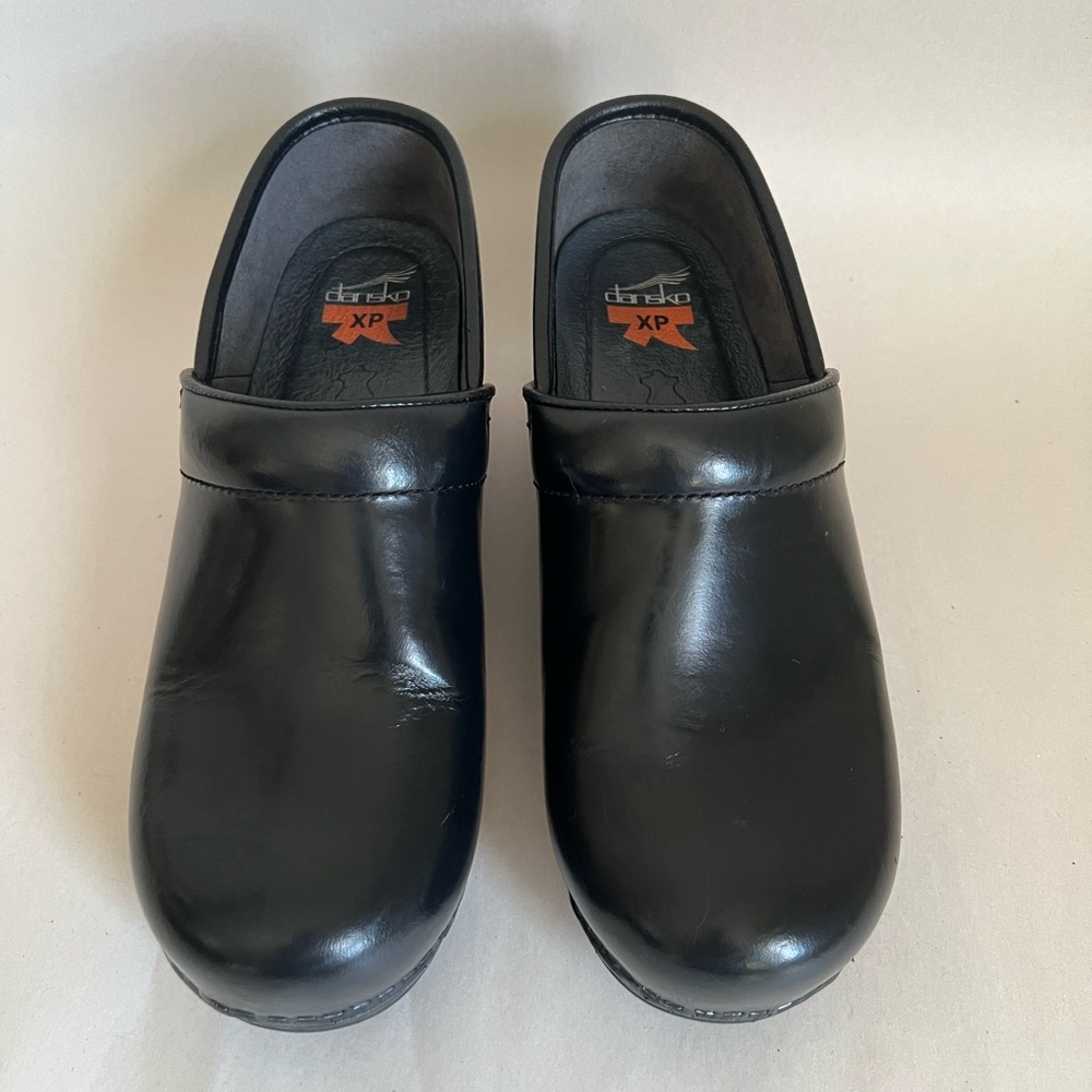 Dansko Black XP Leather Footwear - Picture 2 of 8